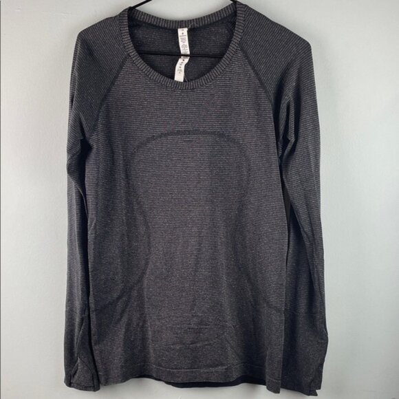 Lululemon Sparkly Long Sleeve Top Size 10 - Picture 1 of 9